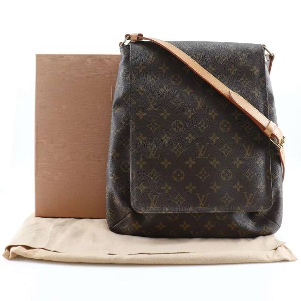 ルイヴィトンのバッグと外装などの付属品