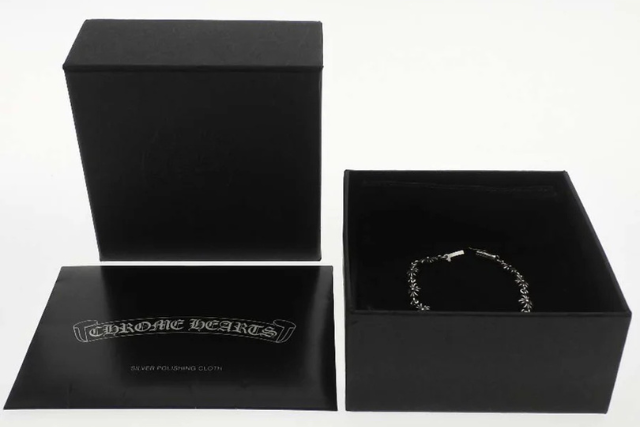 【CHROME HEARTS】クロムハーツ タイニーECHプラス ブレスレット　箱あり