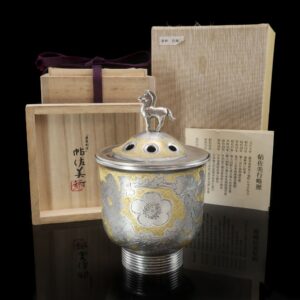 帖佐美行 作 純銀 【 松梅想 香炉 】 骨董品