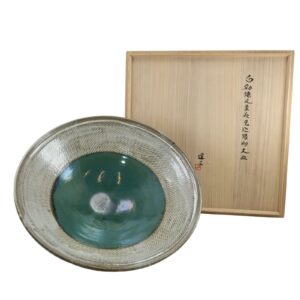 【 人間国宝 島岡達三 】 作 白釉縄文象嵌見込緑釉大皿 陶磁器 骨董品