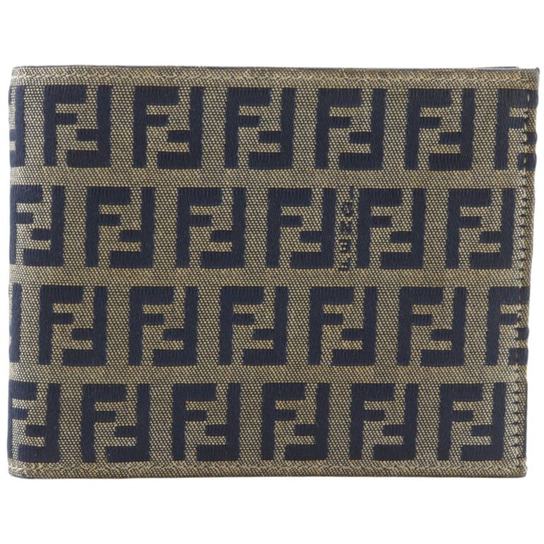フェンディ ズッキーノ 二つ折り財布